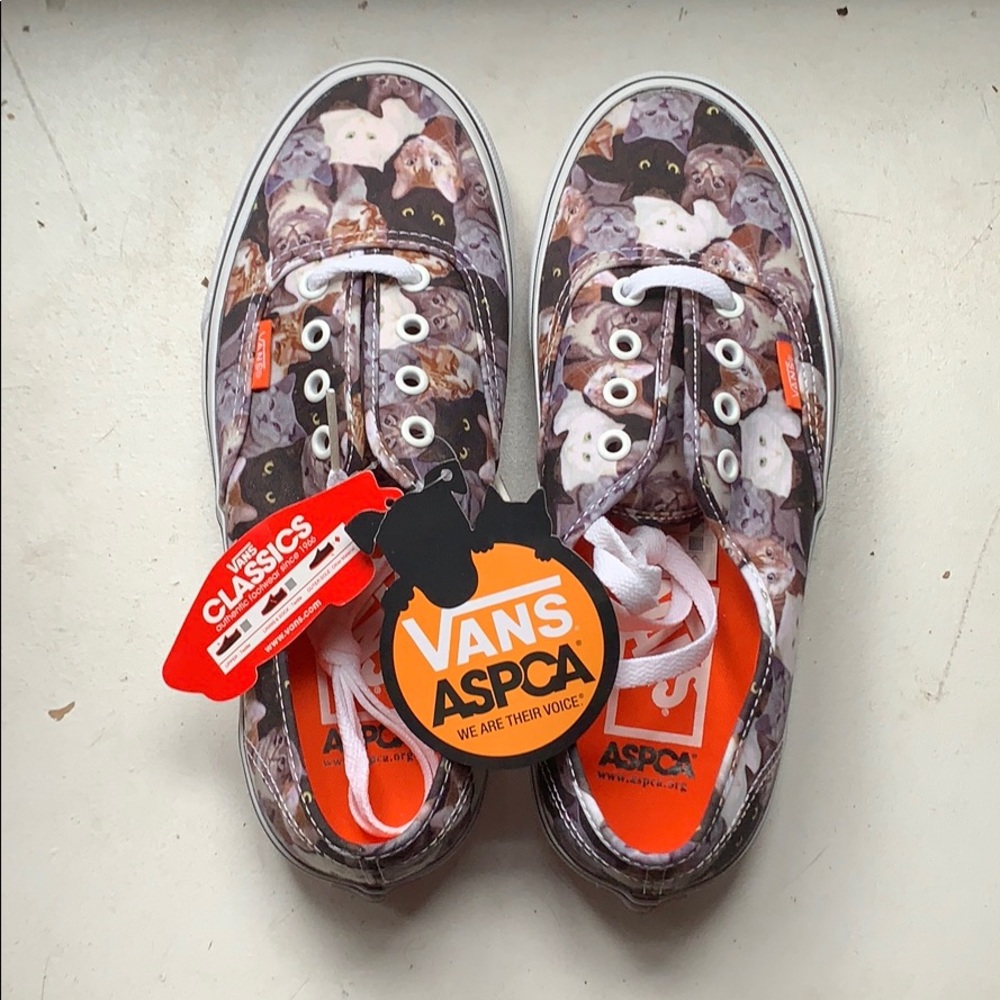 NWT Vans ASPCA Cats size 7.5 women / size 6 men